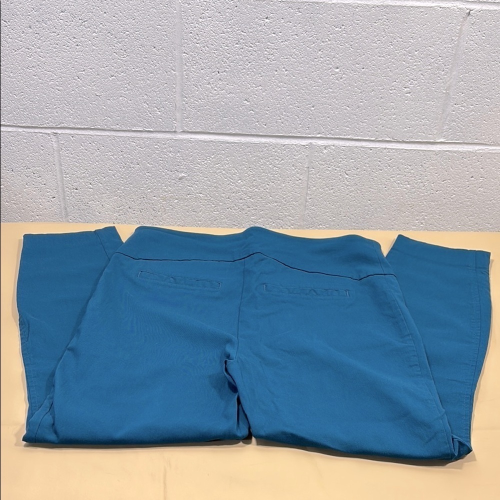 Ricki’s dark teal Capri  Blue Pants​​​​​